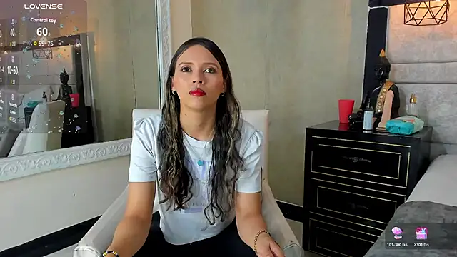 LiliJensen online show from November 2025 08:43:01 PM