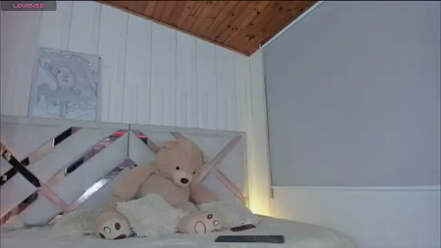 CRAZY-BOY99 online show from March 2025 11:33:01 PM