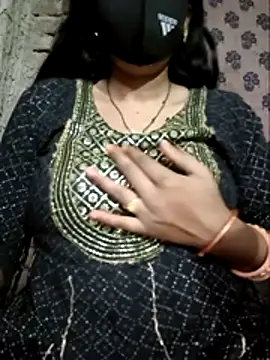 Sexyradha  online show from April 2026 07:18:01 PM