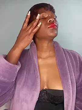 Snapshot of Missvixen81 chatting on July 2026 11:11:02 PM Missvixen81 online show from July 2026 11:11:02 PM