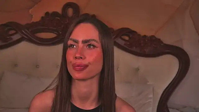 Amanda River online show from April 2026 09:12:02 PM