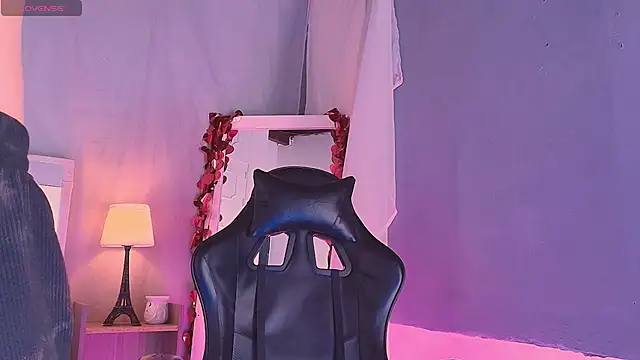 Emily Castillo 1 online show from March 2026 05:02:01 AM