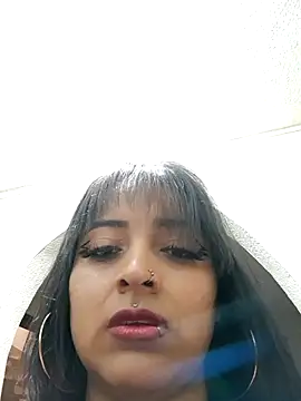 Sarah917 online show from November 2025 06:06:02 PM