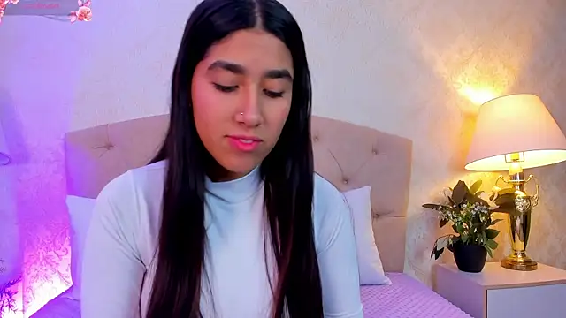 Snapshot of Mia_Montess chatting on June 2026 01:02:01 PM Mia Montess online show from June 2026 01:02:01 PM