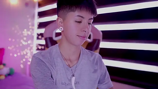 tommy blue online show from March 2025 06:39:02 PM