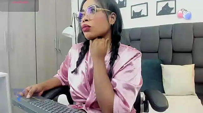 CandyMartinez  online show from March 2025 08:40:02 PM