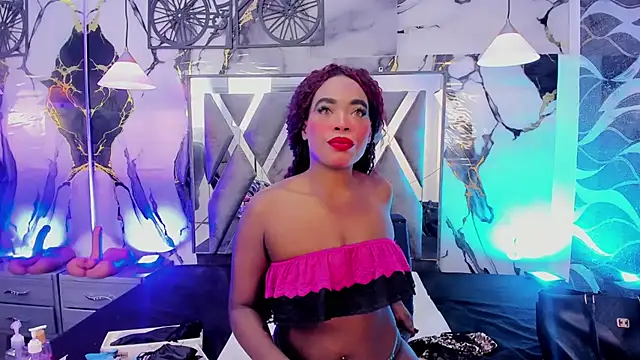 Snapshot of CandyMartinez_ chatting on June 2026 08:03:01 PM CandyMartinez online show from June 2026 08:03:01 PM