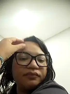 Snapshot of viviksmel chatting on December 2025 01:30:01 PM viviksmel online show from December 2025 01:30:01 PM