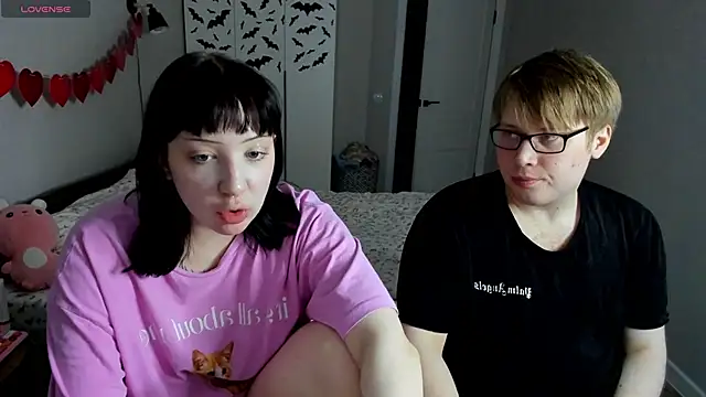 JayMollyy online show from February 2026 04:32:01 PM