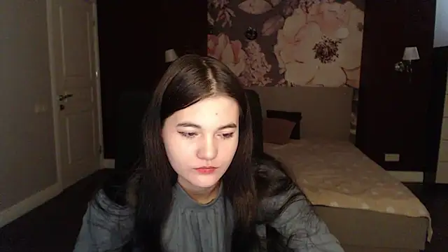 ElinaMils online show from March 2025 03:29:01 PM