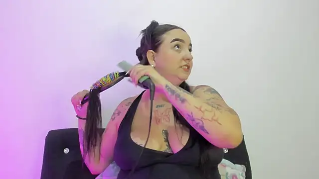 Snapshot of Celestte chatting on September 2025 01:00:01 AM Celestte online show from September 2025 01:00:01 AM