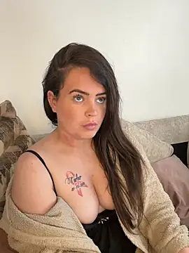 Sophie 23XX online show from April 2026 10:02:02 AM