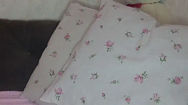 Anya-Sweet online show from November 2025 04:16:02 PM