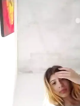 KratosAfroditacs online show from November 2025 01:12:02 PM