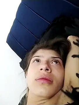 KratosAfroditacs online show from January 2026 12:51:02 PM