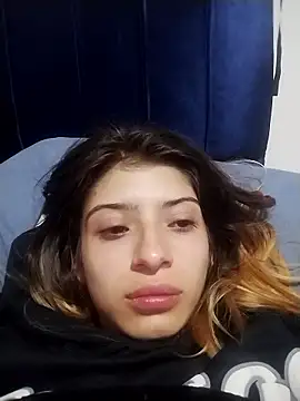 KratosAfroditacs online show from January 2026 11:31:02 PM