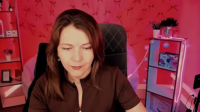 NicoleHitman online show from March 2026 01:07:02 PM