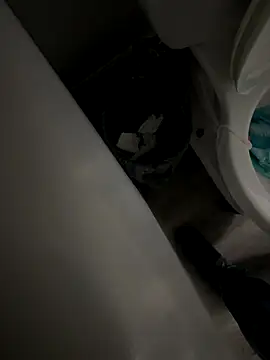 groovenox online show from October 2025 04:33:02 AM