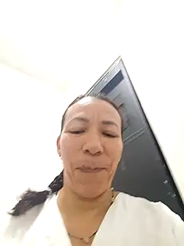 Snapshot of Antonela45 chatting on February 2026 03:20:01 PM Antonela45 online show from February 2026 03:20:01 PM