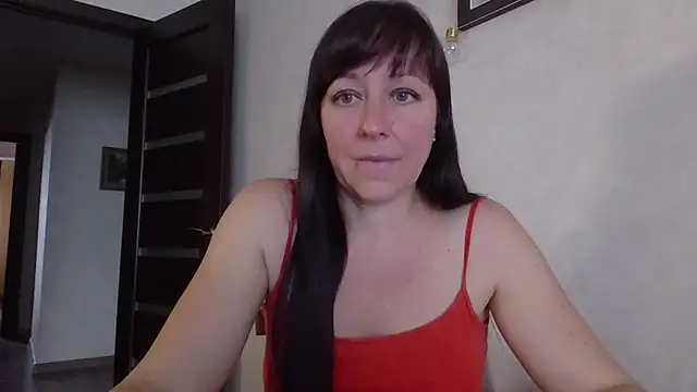 Snapshot of CarolinaReaperRed chatting on October 2025 09:16:01 AM CarolinaReaperRed online show from October 2025 09:16:01 AM