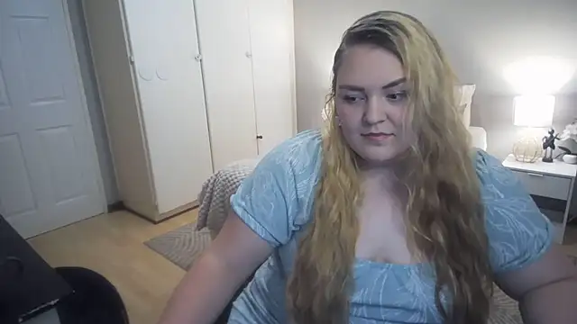 Neytjie online show from November 2025 06:07:01 PM