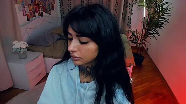 CharimgSabrina online show from February 2026 06:19:02 AM