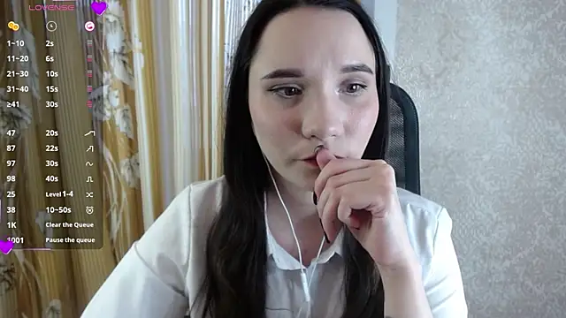 Snapshot of KateForLove chatting on March 2025 12:55:01 PM KateForLove online show from March 2025 12:55:01 PM