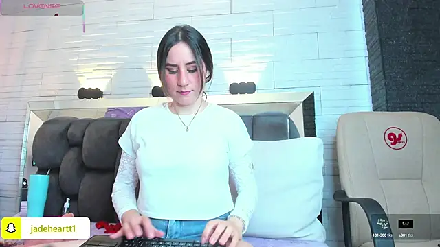 jade heartt online show from September 2025 07:17:02 PM