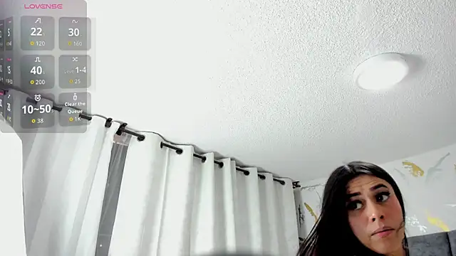 Cristal Velle online show from December 2025 01:06:01 PM