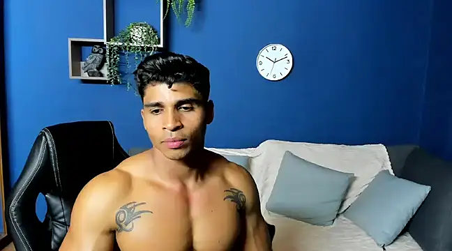 Snapshot of Apolotherock chatting on March 2025 10:43:02 PM Apolotherock online show from March 2025 10:43:02 PM