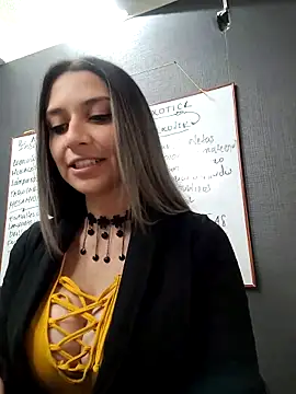 Snapshot of Isabella_Varella chatting on March 2025 12:36:02 PM Isabella Varella online show from March 2025 12:36:02 PM
