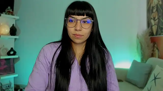 Snapshot of Saraa_Desiree chatting on September 2025 09:41:02 PM Saraa Desiree online show from September 2025 09:41:02 PM