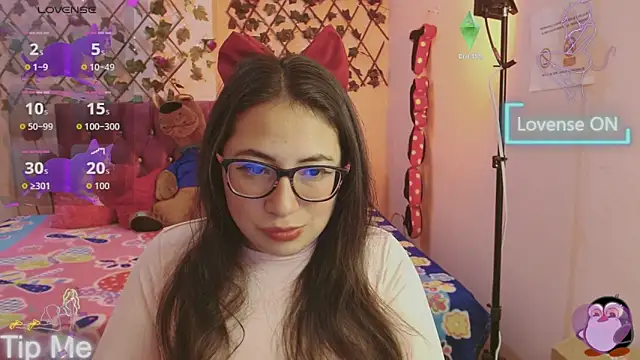 Anny  cute online show from November 2025 08:10:01 PM