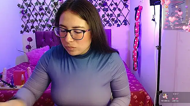 Anny  cute online show from February 2026 08:03:02 PM