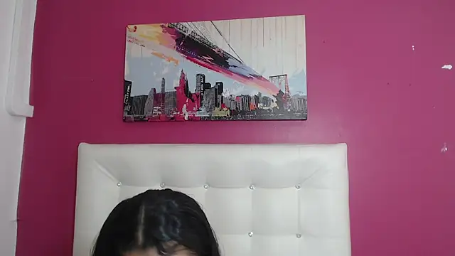 Snapshot of tiny_sarah1 chatting on March 2025 09:05:02 PM tiny sarah1 online show from March 2025 09:05:02 PM