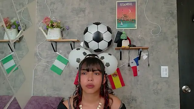 Snapshot of Devil_AliceXo chatting on July 2026 08:02:01 PM Devil AliceXo online show from July 2026 08:02:01 PM