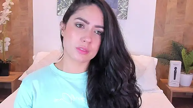 isabella winkler online show from January 2026 11:59:02 AM