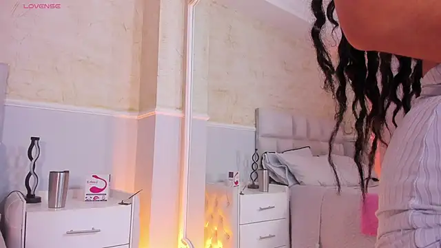 SarahLynn7 online show from March 2025 11:53:01 PM