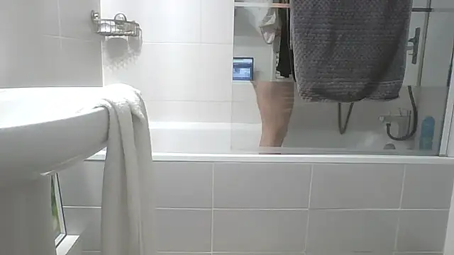 Valentinette online show from February 2026 06:20:02 AM