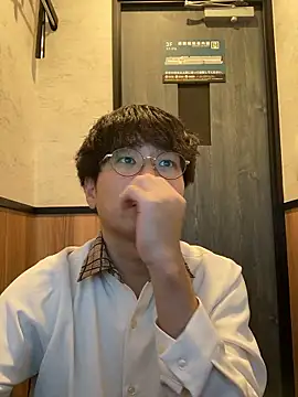 waka3232 online show from October 2025 01:47:02 AM