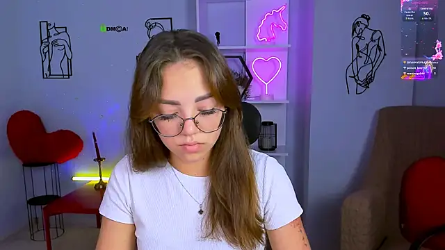 kiki swan online show from September 2025 07:42:01 AM