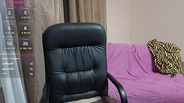 Wane Witch online show from November 2025 06:06:01 PM