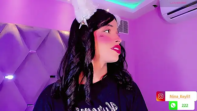 Nina Keyli online show from December 2025 07:54:02 PM