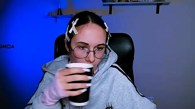 mona cloud online show from January 2026 08:29:01 PM