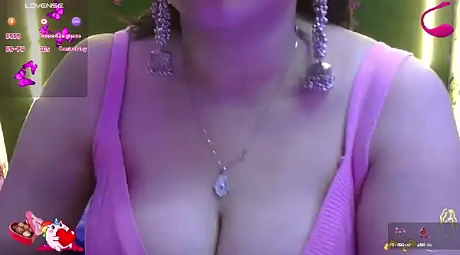 Snapshot of Hot_Anshi120 chatting on March 2025 05:00:02 AM Hot Anshi120 online show from March 2025 05:00:02 AM