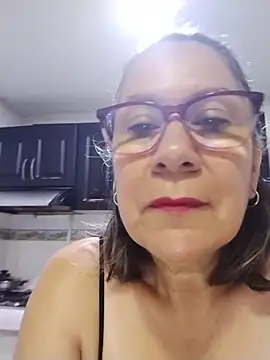 Snapshot of victoria_wayne chatting on June 2026 10:25:01 AM victoria wayne online show from June 2026 10:25:01 AM
