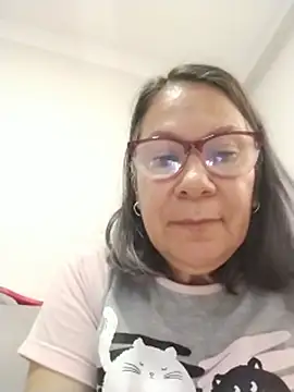 Snapshot of victoria_wayne chatting on June 2026 12:22:01 PM victoria wayne online show from June 2026 12:22:01 PM