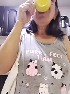 Snapshot of victoria_wayne chatting on July 2026 09:22:01 AM victoria wayne online show from July 2026 09:22:01 AM