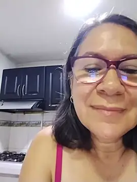 Snapshot of victoria_wayne chatting on July 2026 09:26:01 AM victoria wayne online show from July 2026 09:26:01 AM