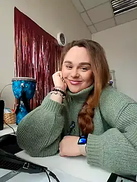 Juicy PeachLux online show from November 2025 08:51:05 AM